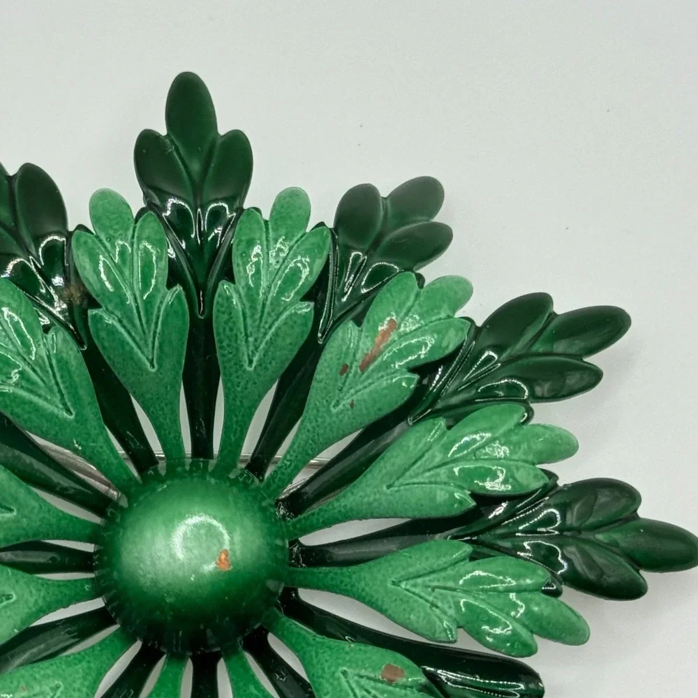 Vintage Enamel Flower Pin Green Retro Floral Brooch